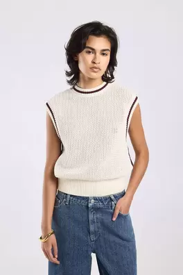 Mouwloze T-shirt Gaya