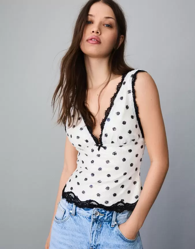 Lingerietop met lovertjes