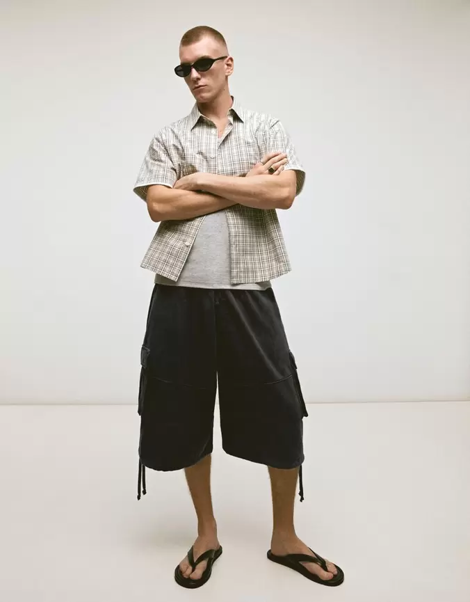 Bermuda jorts cargo met verwassen effect