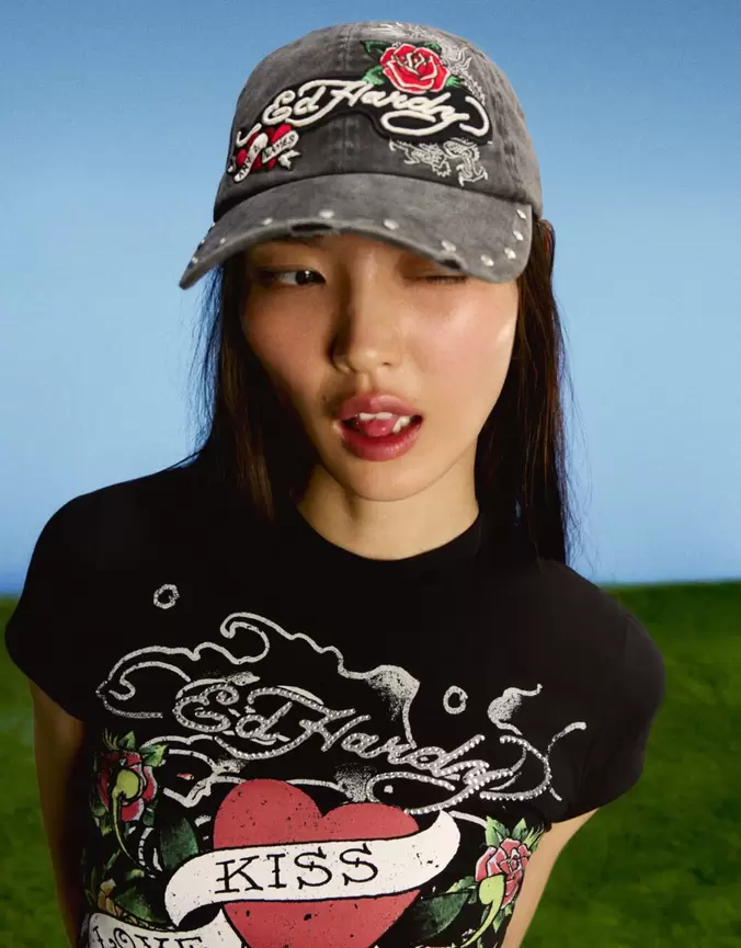 ED HARDY X BERSHKA pet met borduursel