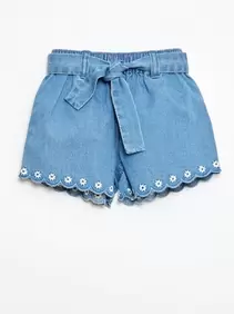 Jeansshort met strikceintuur