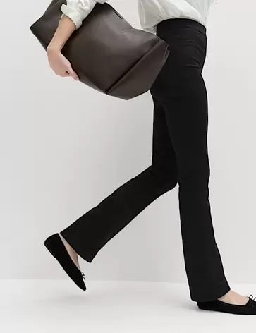Jegging met wijd uitlopende pijpen