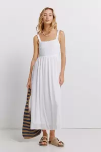 Vestido midi tirantes crochet