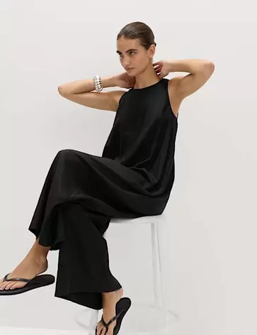 Linnenrijke jumpsuit met volume