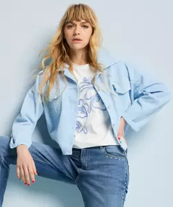 Blauw jasje met ribbelstructuur