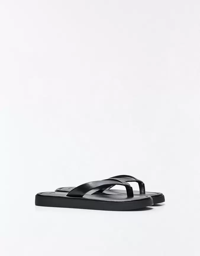 Platte teenslipper