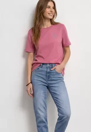 Shirt met ronde hals en opdruk op de borst
