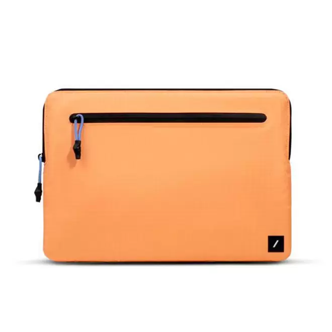 Ultralight Sleeve - MacBook Neo 13" / Air 13" / Pro 13" - Apricot Crush
