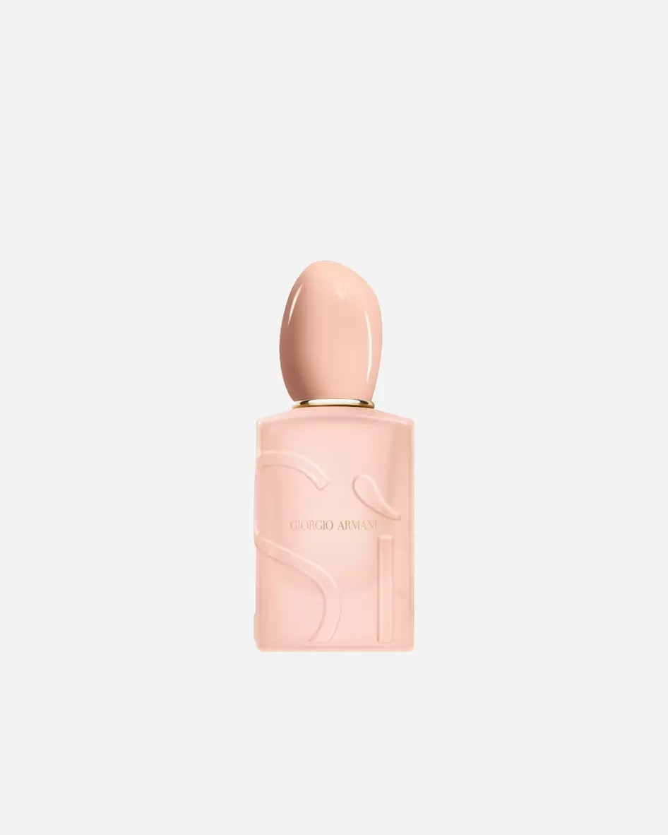 Nude Bloom