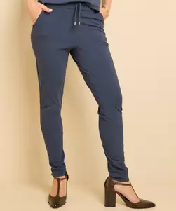 Slim fit broek travelstof