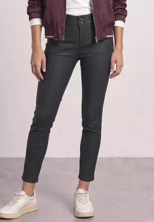 Mid waist broek in slim fit met leerlook