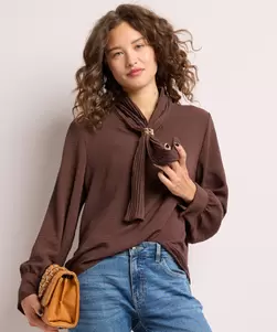 Top met ringdetail