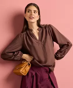 Top met kant detail