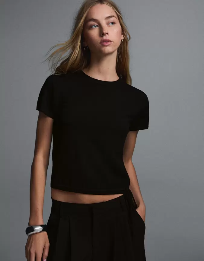 Tricot trui met korte mouw en ronde hals