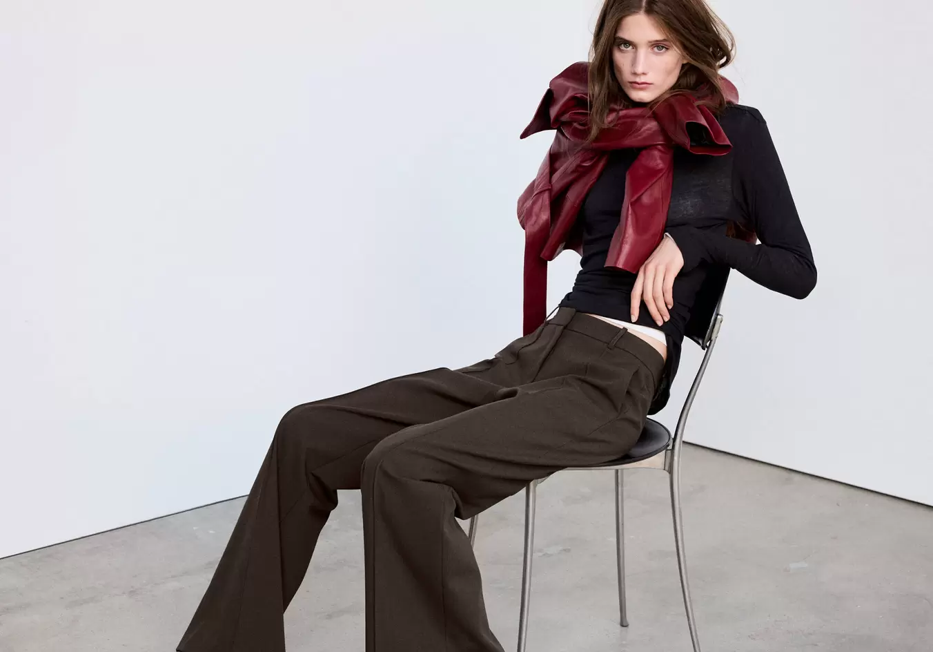 Flared trousers with seams