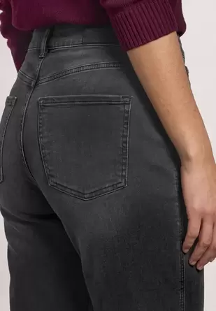 Jeans met High Waist en wijd uitlopende pijpen in een Loose Fit-pasvorm