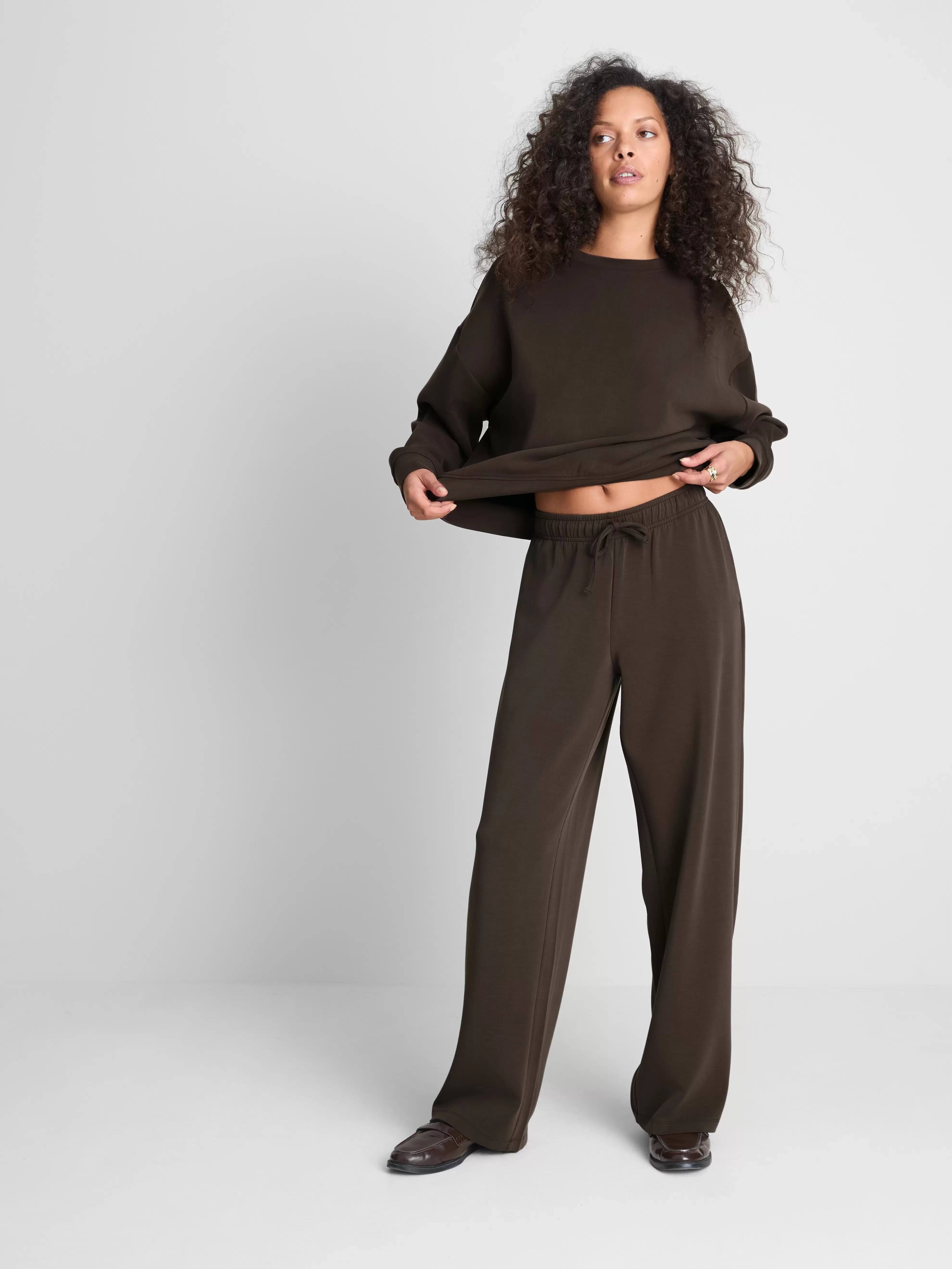 Joggingbroek van modalmix met wijde pijpen