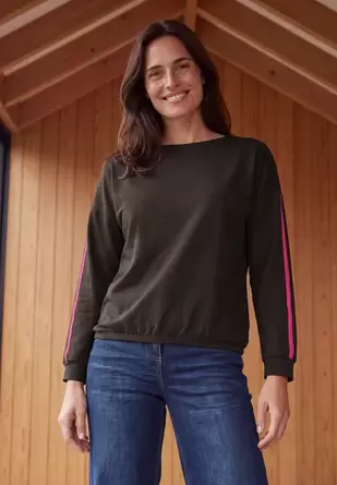 Shirt met boothals en tape-details