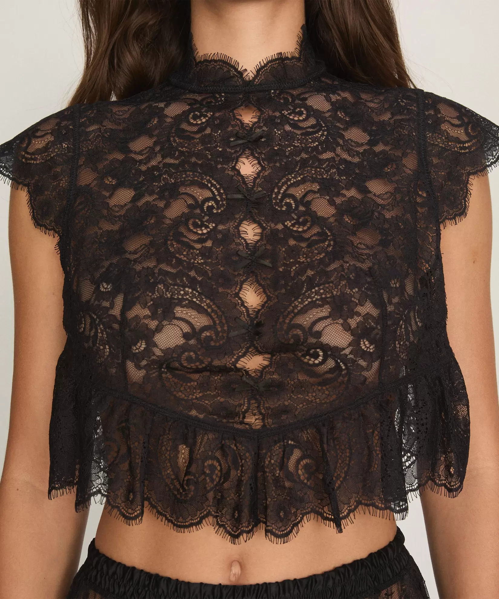 Top Allover Lace Legacy