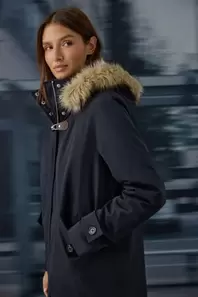 Parka capucha pelo hebilla