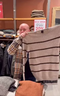 Catalogus van van Uffelen in Schijndel | 20% EXTRA kassakorting op al afgeprijsde truien en vesten | 2026-02-13T00:00:00.000Z - 2026-02-15T00:00:00.000Z