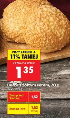 Bułka z żółtym serem