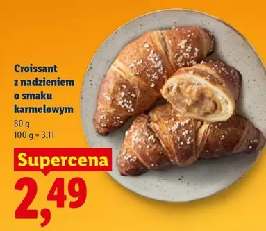 Croissant z nadzieniem o smaku karmelowym
