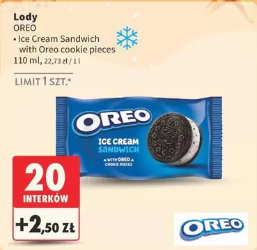 Ice Cream Sandwich with Oreo cookie pieces