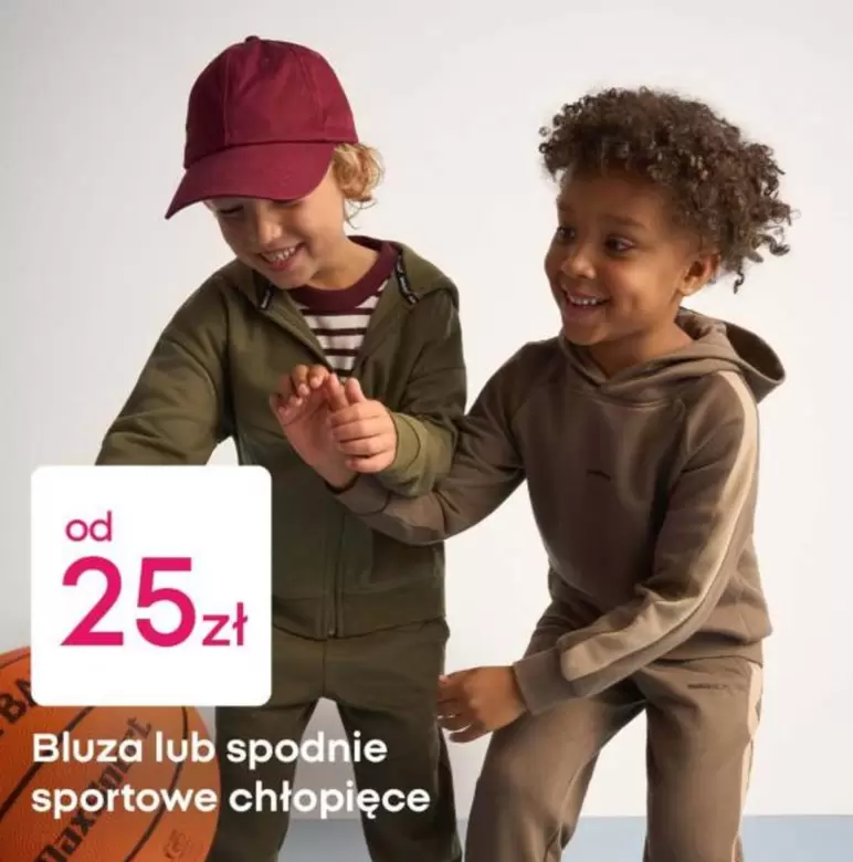 Bluza lub spodnie sportowe chłopięce