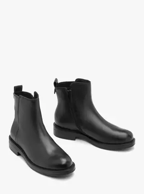 Czarne botki ze skóry licowej