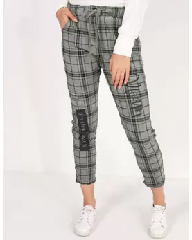 Zielone spodnie w kratkę