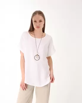 Gładka bluzka z naszyjnikiem
