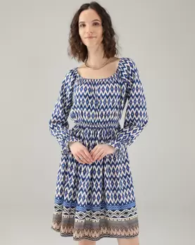 Krótka wzorzysta sukienka