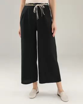 Spodnie kuloty z ozdobnym paskiem