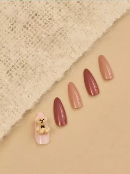 Sztuczne paznokcie z błyszczącym wykończeniem 24 pack