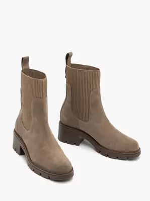 Brązowe sztyblety ze ściągaczem