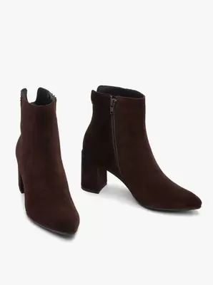 Bordowe botki na szpilce