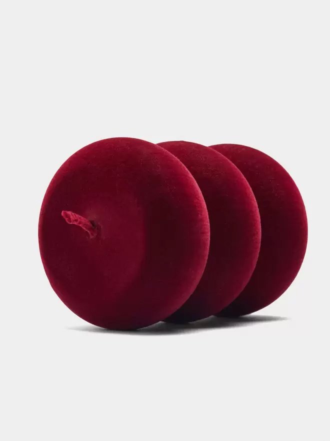 Decorative candle with velvety texture