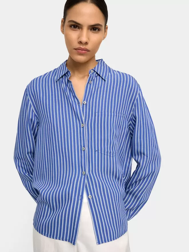 Shirt with stripes