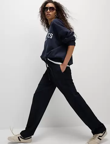 Joggery z prostymi nogawkami z mieszanki z przewagą bawełny