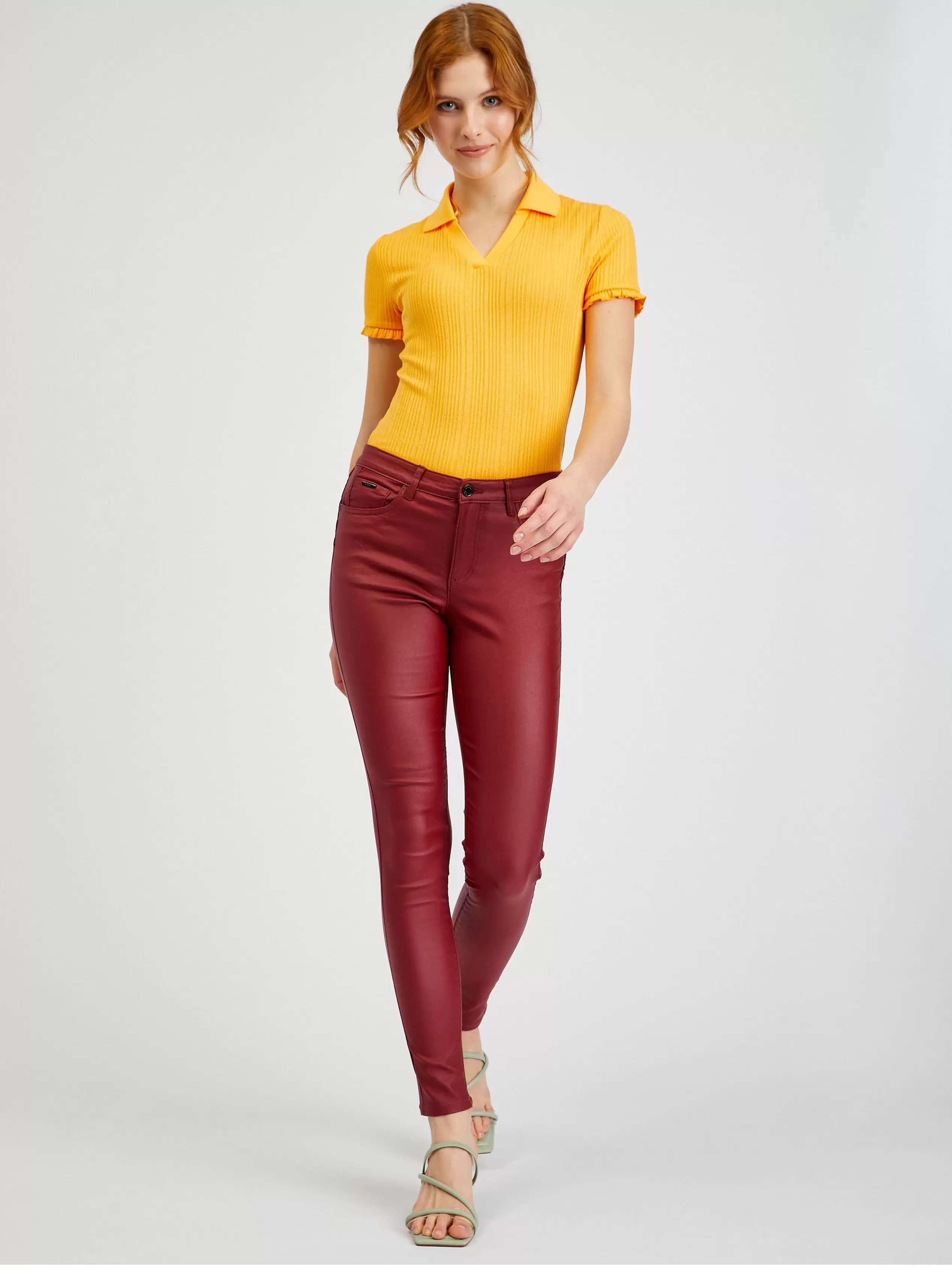 Bordowe spodnie damskie skinny fit ORSAY