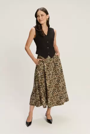 Trapezowa spódnica w panterkę
