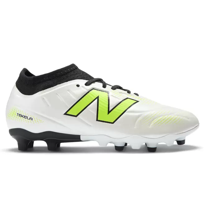 Korki dziecięce New Balance TEKELA TEAM LOW JNR FG V5 SJT3FSP5 - białe