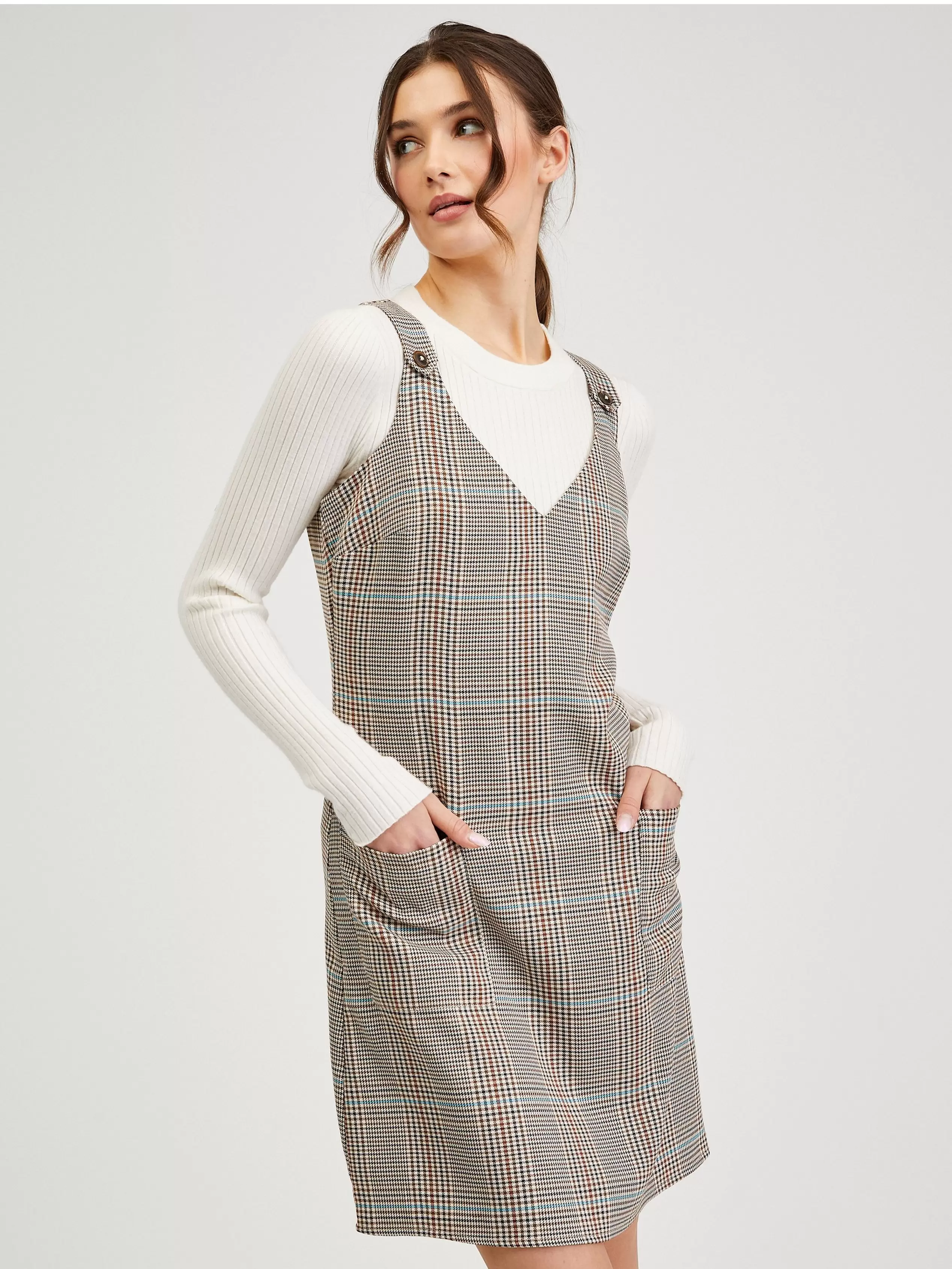 Brązowa sukienka w kratkę ORSAY