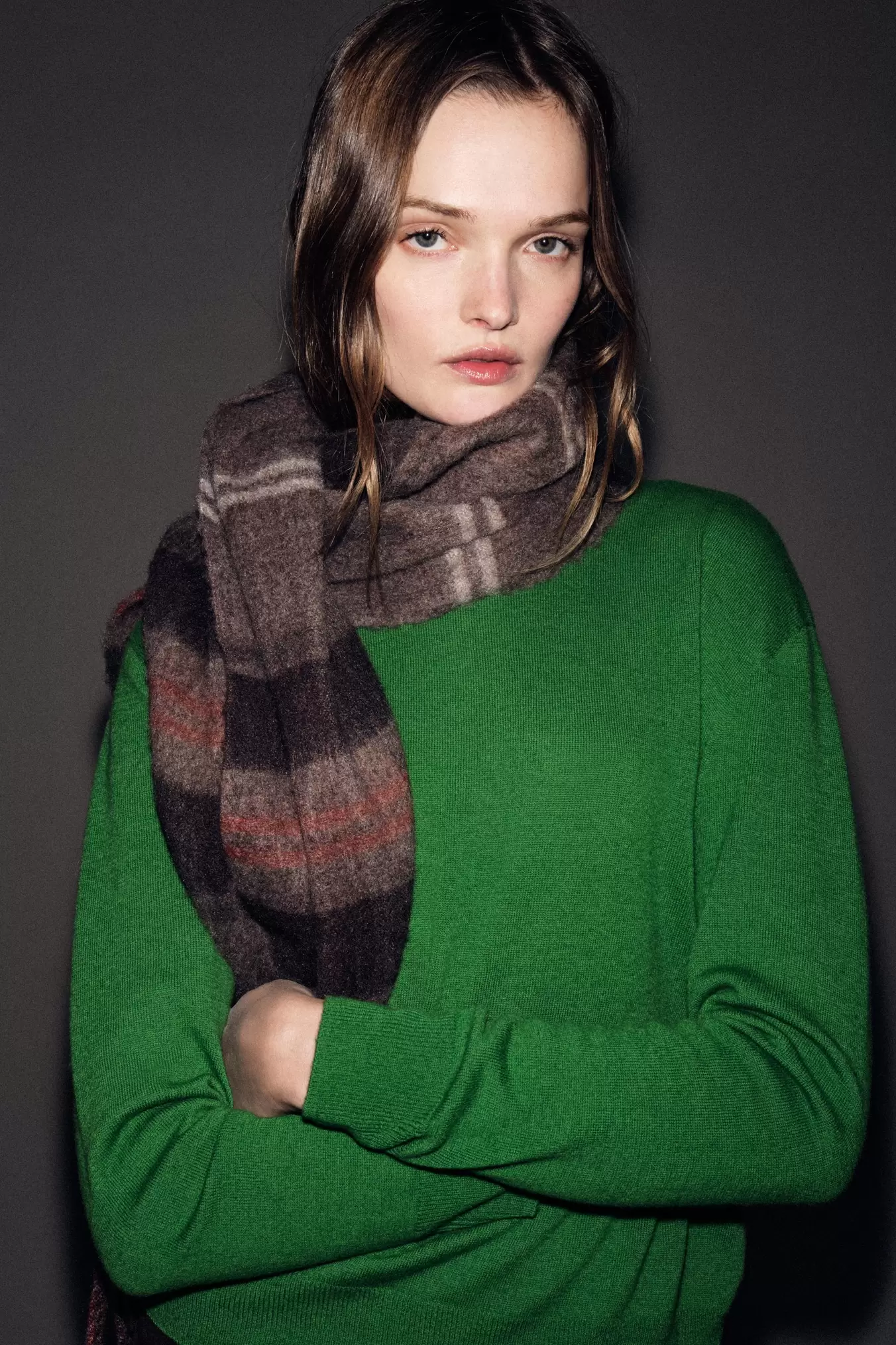 CHECK SCARF WITH FRINGE