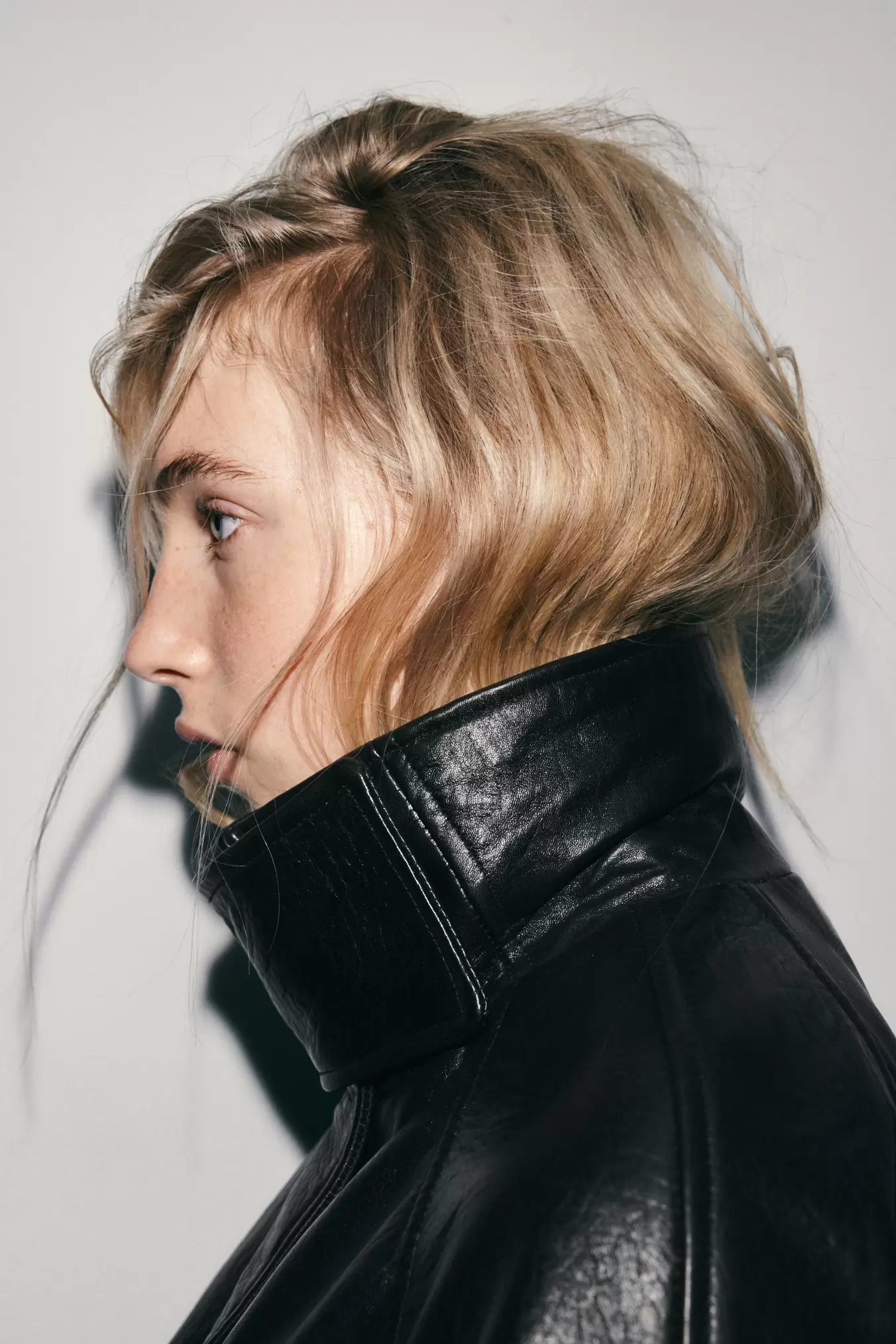 100% LEATHER JACKET WITH ADJUSTABLE WAIST