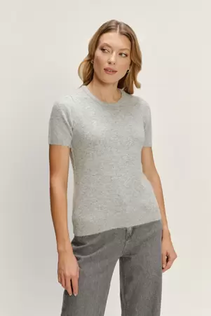 Dopasowany sweter z krótkim rękawem szary