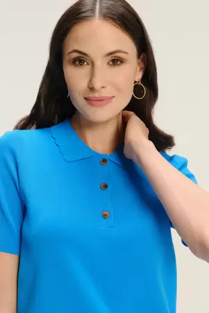 Niebieska koszulka typu polo