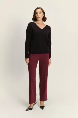 Luźny wiskozowy sweter z dekoltem w V