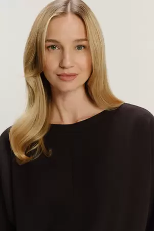 Czarny longsleeve w stylu basic